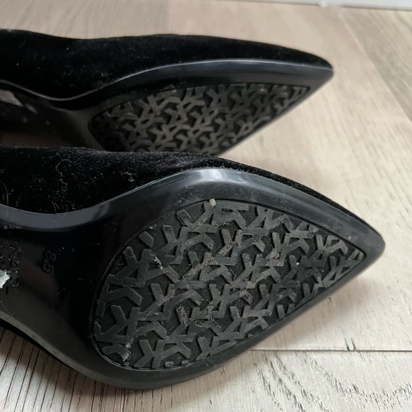 Karl Lagerfeld black velvet pointy heels - Picture 7 of 8